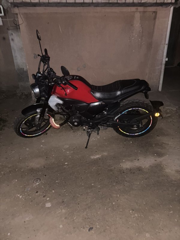 新大洲本田 CBF190TR