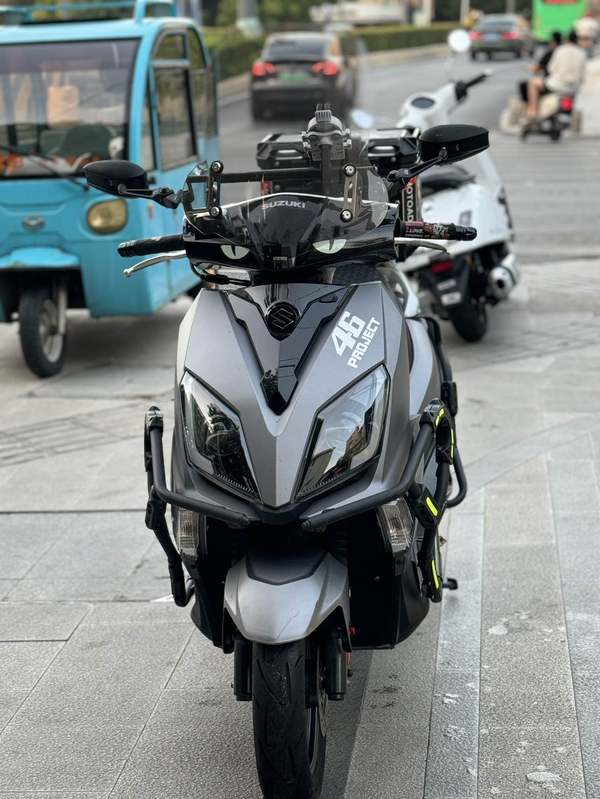 济南铃木 UY125