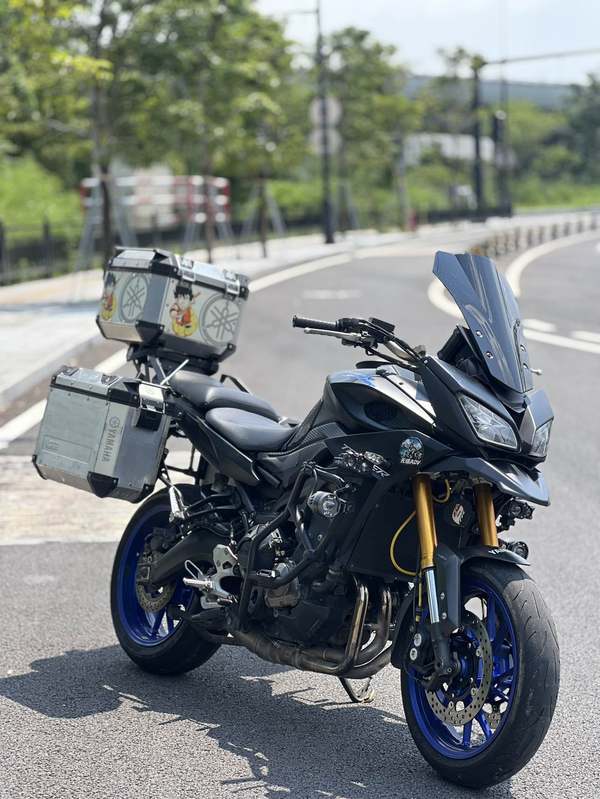 雅马哈 MT-09