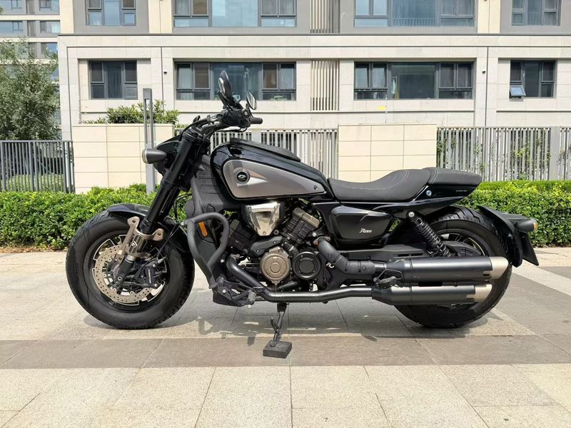 QJMOTOR 闪600
