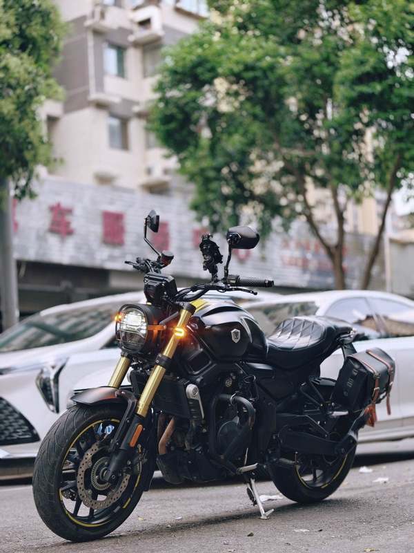无极 500AC
