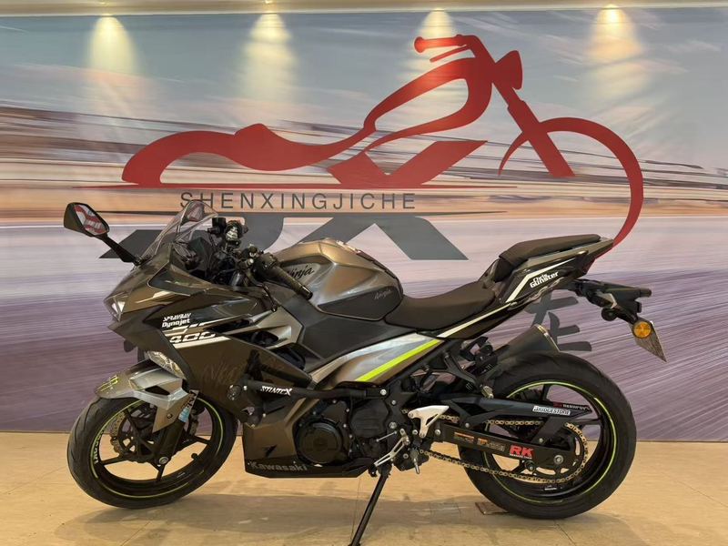 川崎 Ninja 400