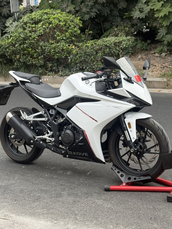 凯越 250RR 刺鸟