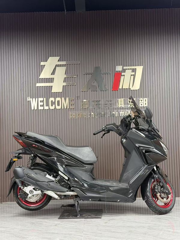 光阳 赛艇 ST250