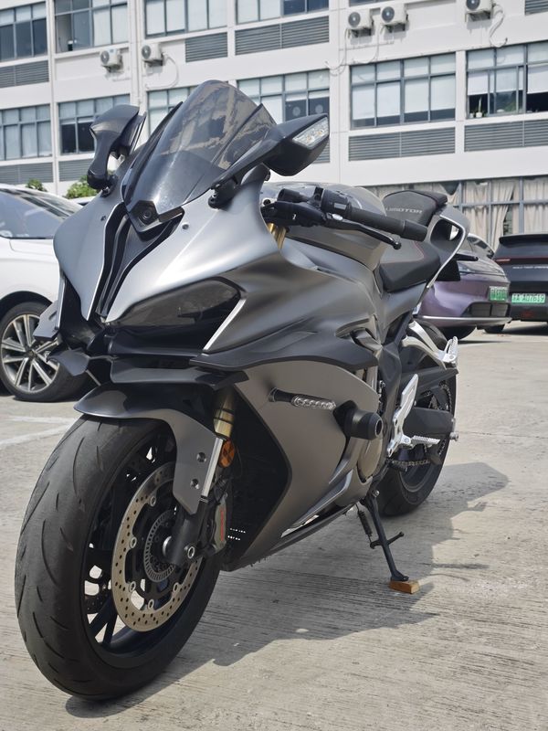 QJMOTOR 赛600