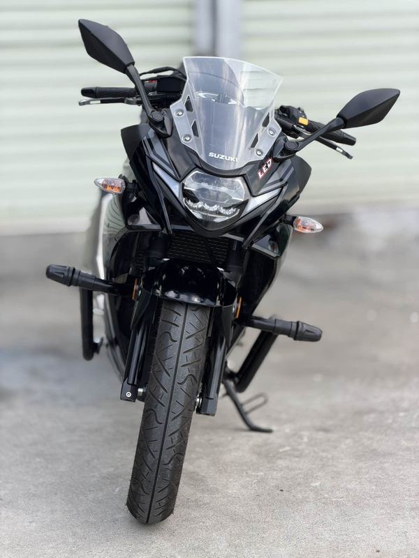 豪爵铃木 GSX250R