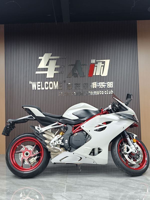 QJMOTOR QJ900GS-8D