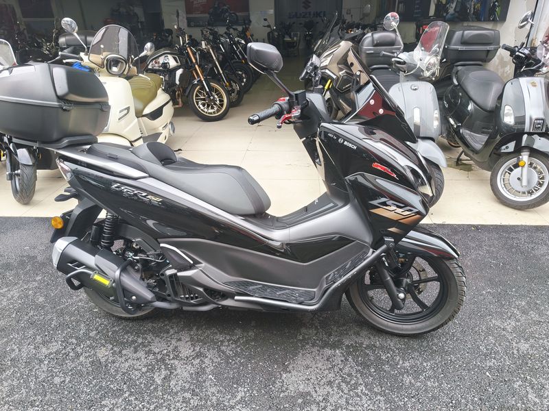 豪爵 UFR150