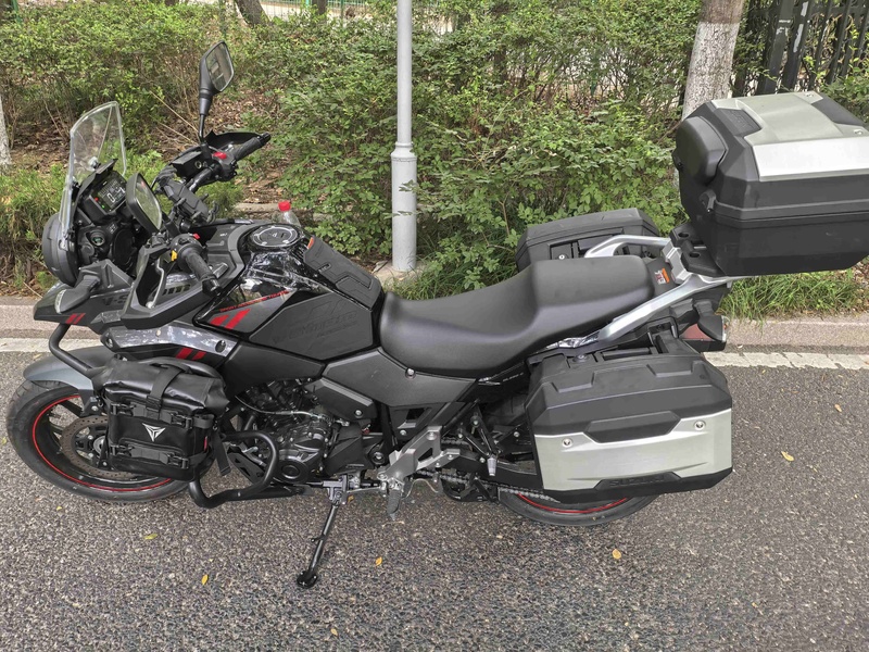 豪爵铃木 DL250