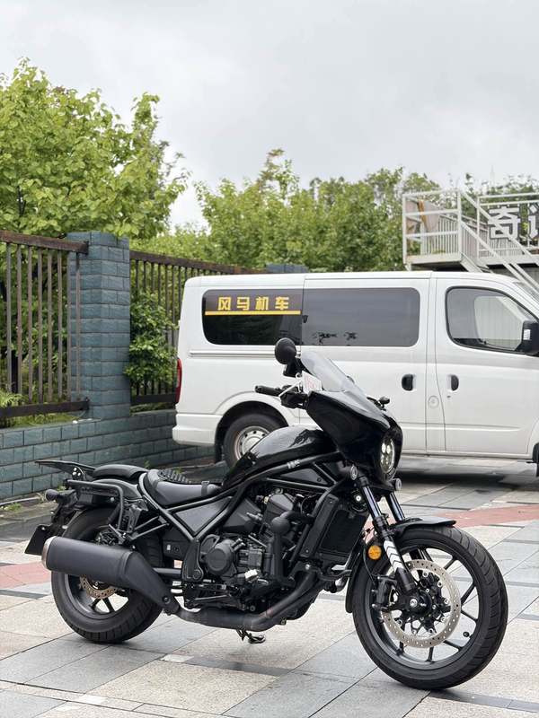 本田DREAMWING CM1100