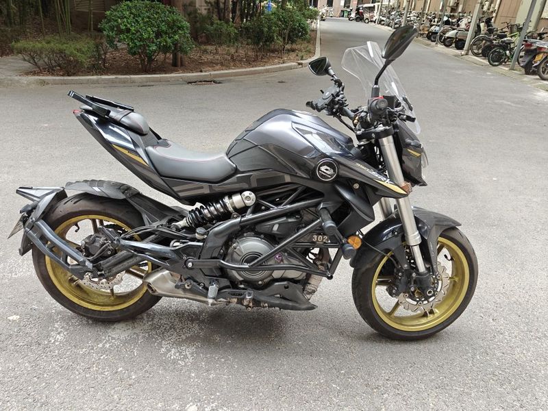 QJMOTOR 追350