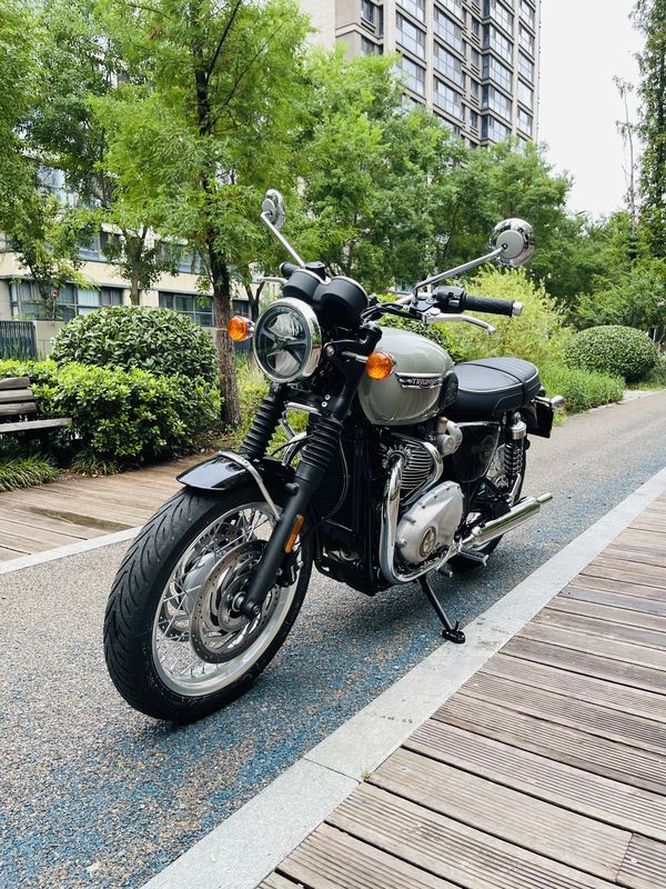 凯旋 Bonneville T120