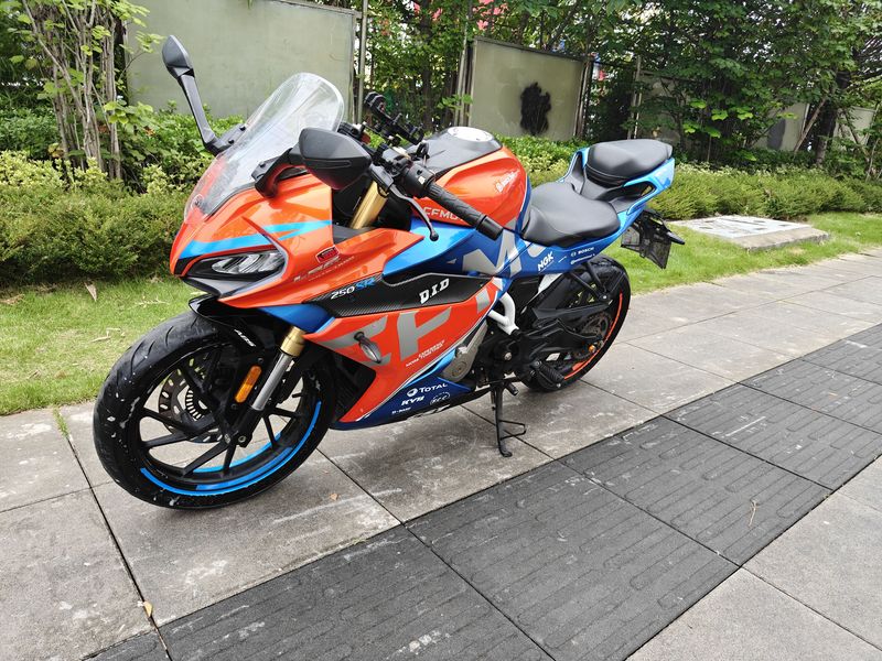 春风 250SR