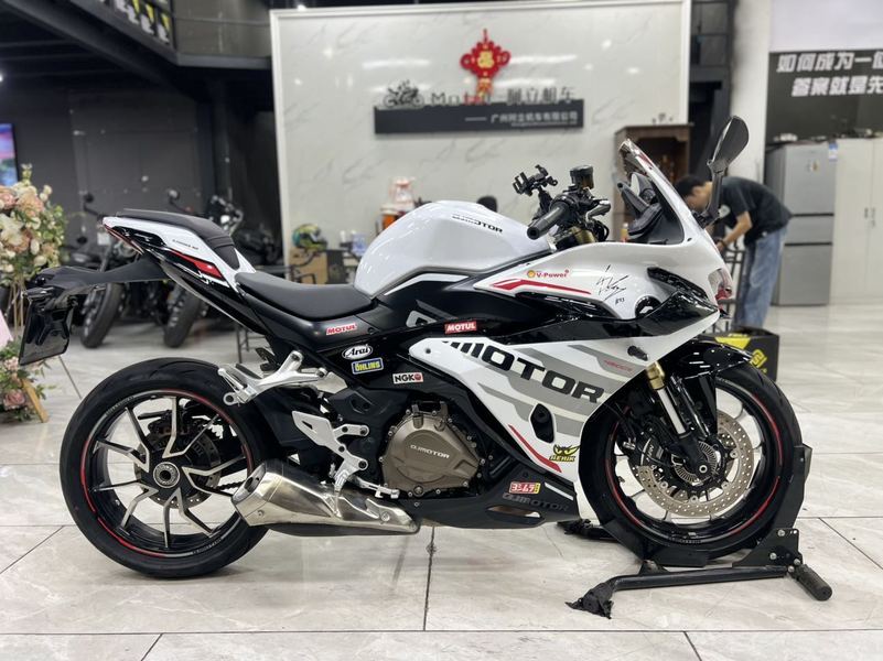 QJMOTOR 赛450