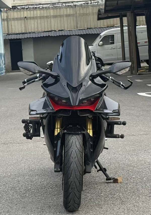 QJMOTOR 赛600
