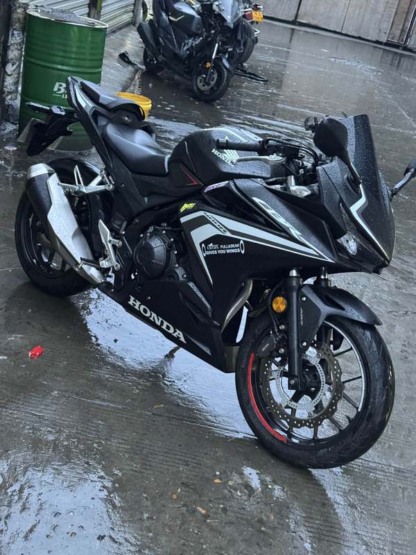 本田WING CBR400R