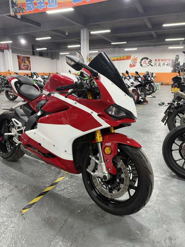 摩枭 500RR