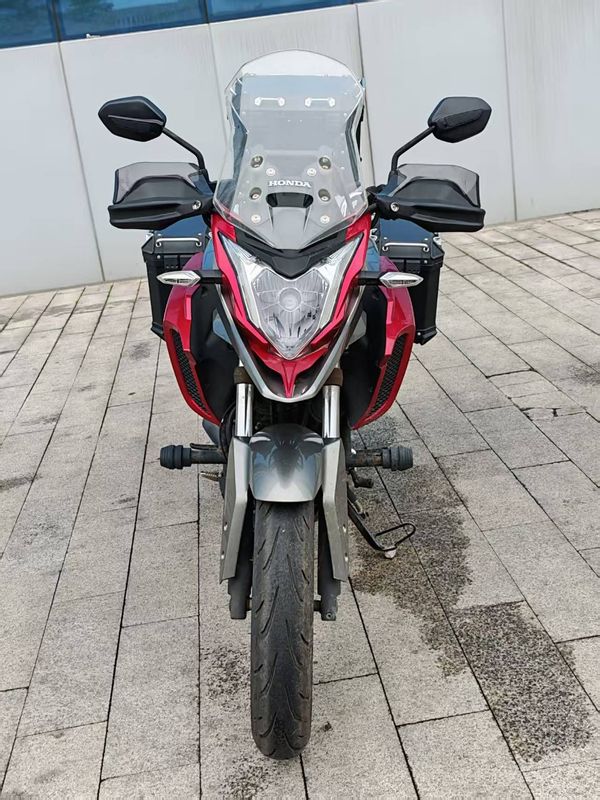 五羊本田 猛鸷 CB190X