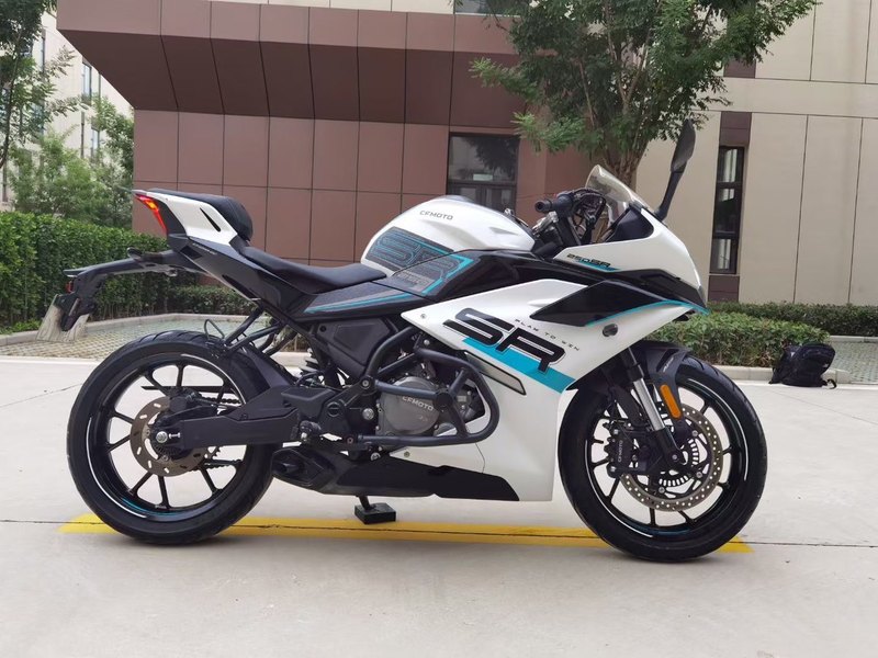 春风 250SR