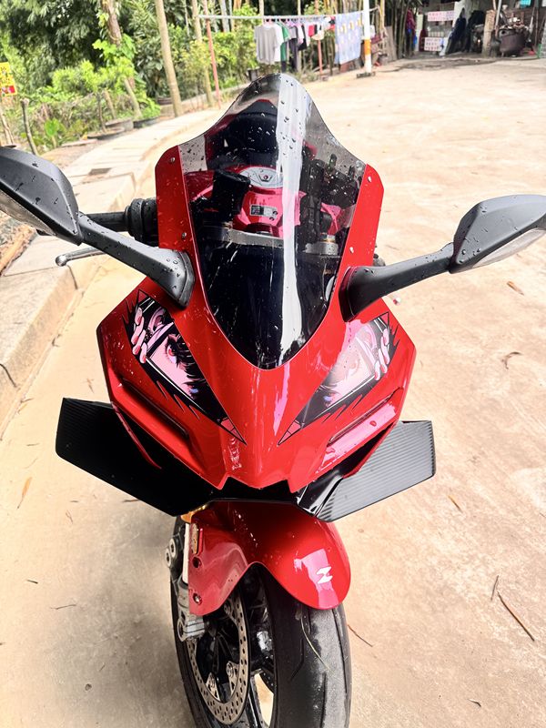 张雪机车 500RR