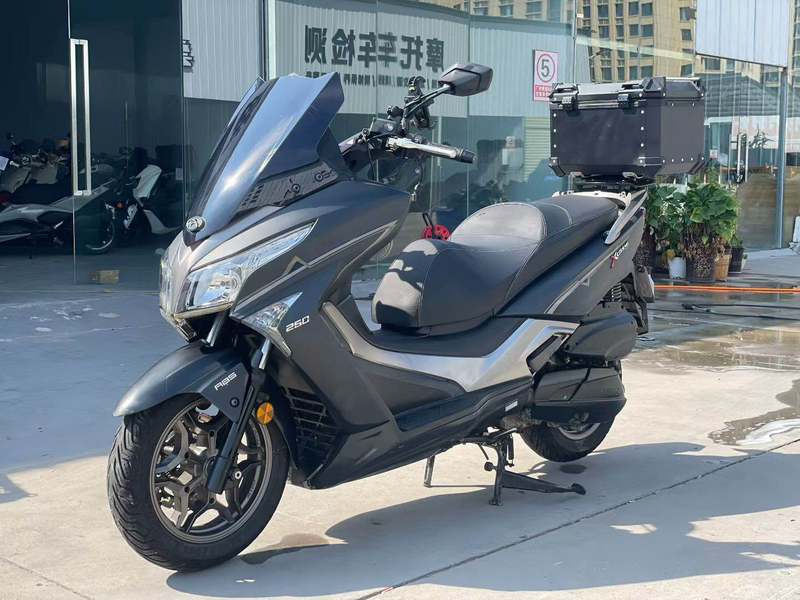 光阳 赛艇 250