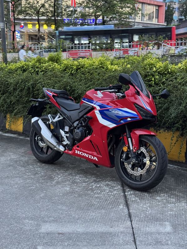 本田WING CBR400R