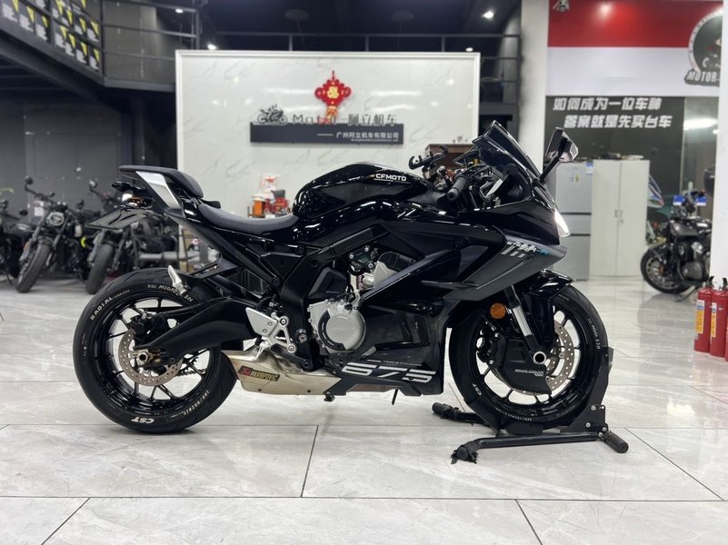 春风 675SR