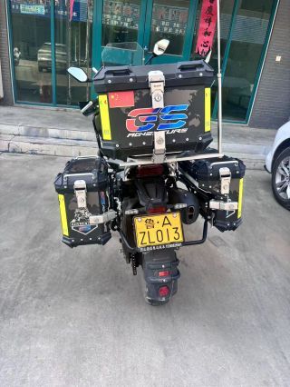 贝纳利 TRK702