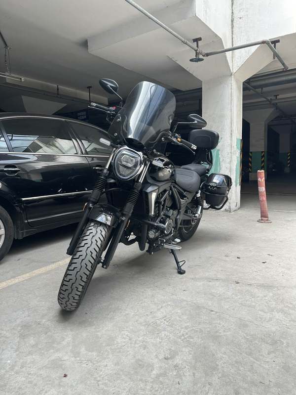 豪爵 TR300