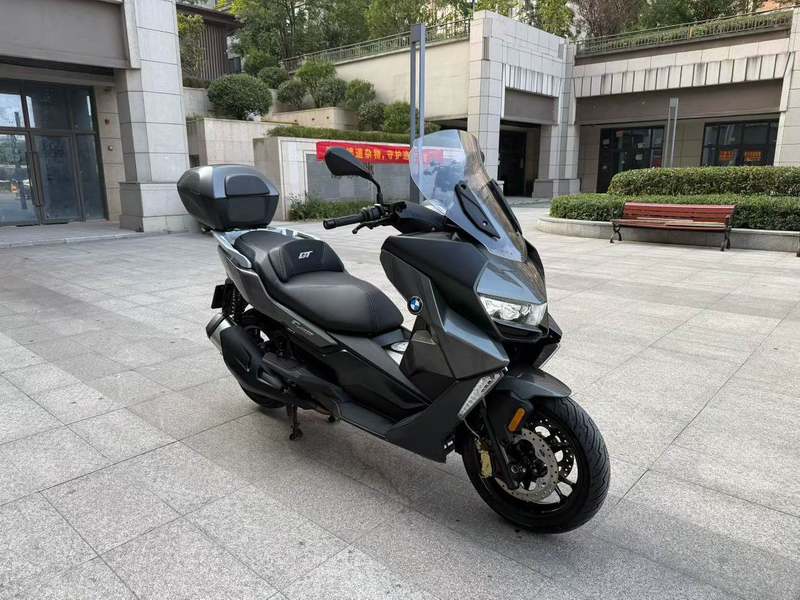 宝马 C 400