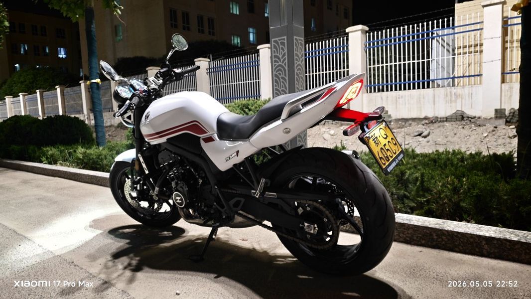 张雪机车 500F