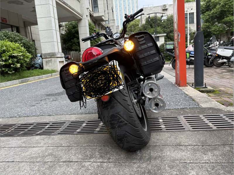 高金 Thor650 Bobber