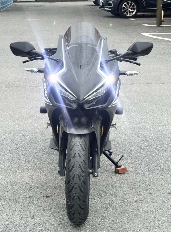 本田WING CBR400R