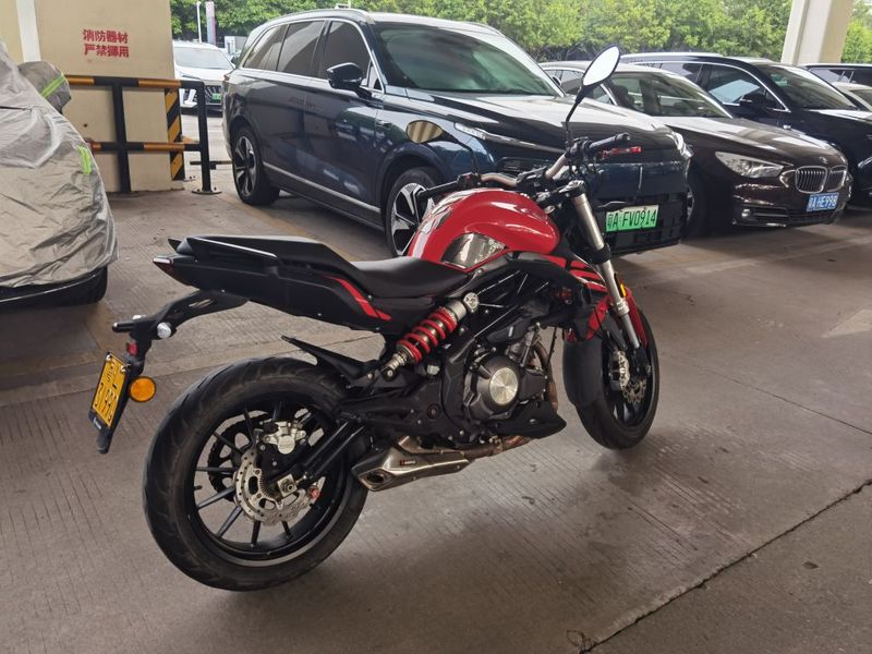 贝纳利 蓝宝龙 BN302S