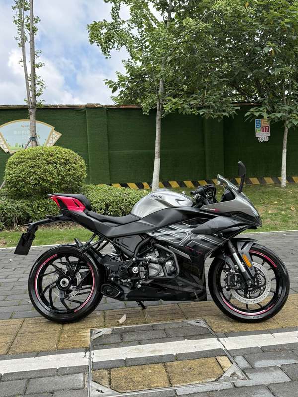 春风 250SR