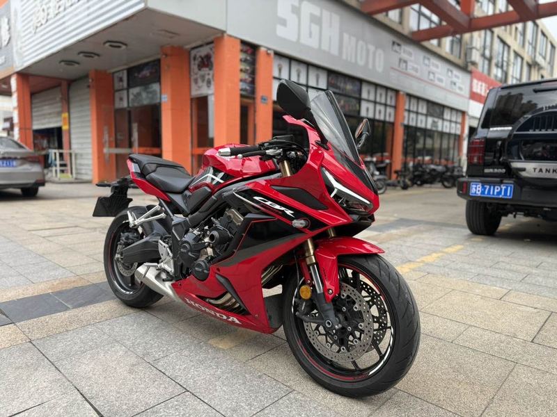 本田DREAMWING CBR650R