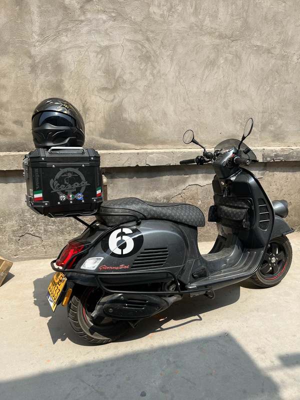 VESPA Sei Giorni