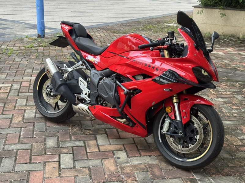 QJMOTOR 赛600