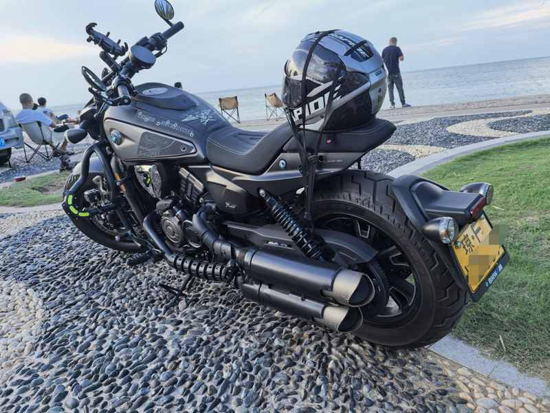 QJMOTOR 闪600