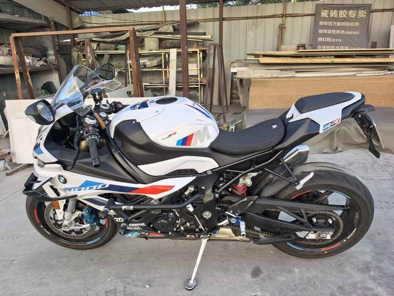 宝马 S 1000 RR