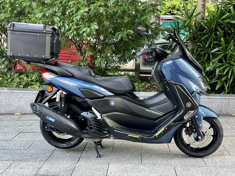 雅马哈 NMAX
