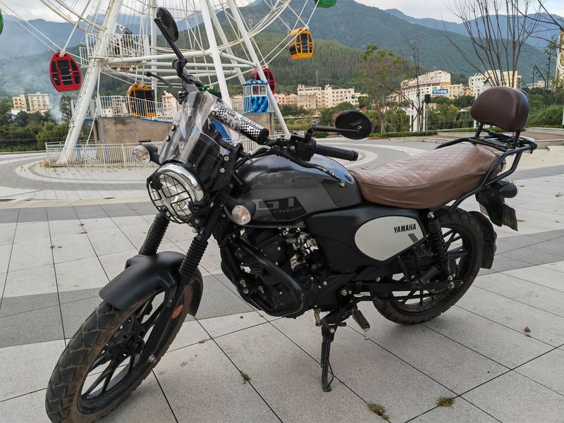 建设雅马哈 GT150 Fazer