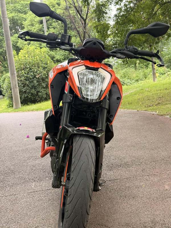KTMR2R 250 Duke