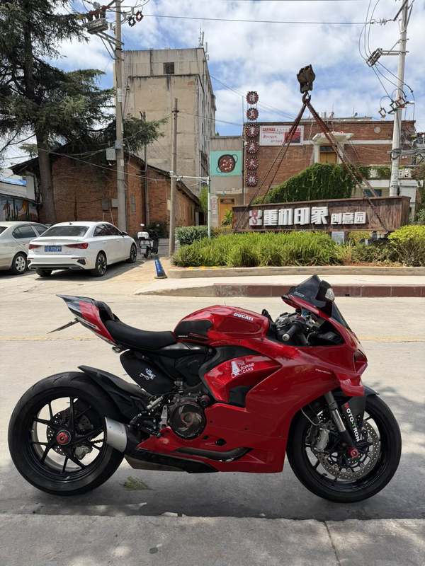 杜卡迪 Panigale V2
