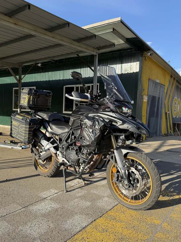贝纳利 TRK552