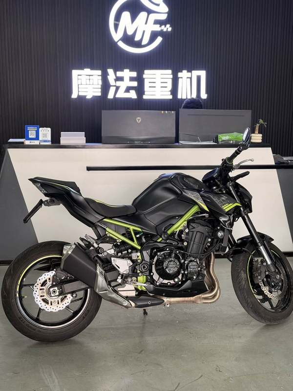 川崎 Z900