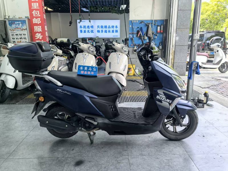 济南铃木 UY125
