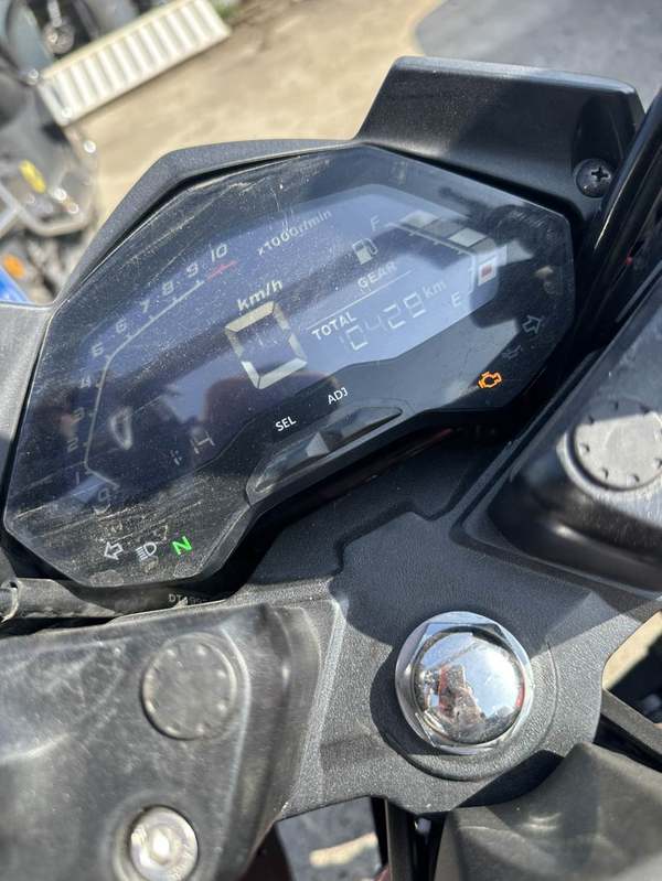 豪爵 DR150