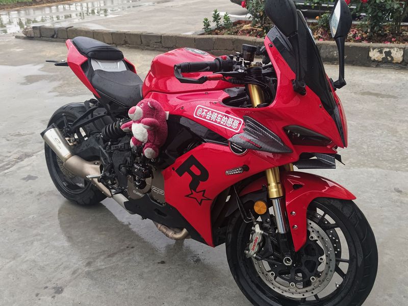 QJMOTOR 赛600