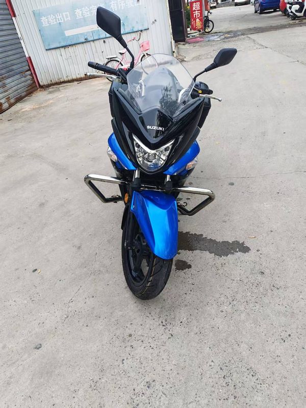 豪爵铃木 骊驰 GW 250F